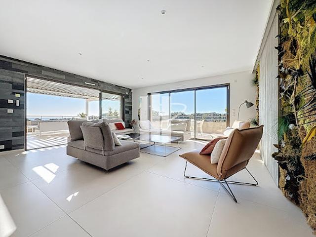 Vente Appartement 4 pièces 143 m2 Saint raphael