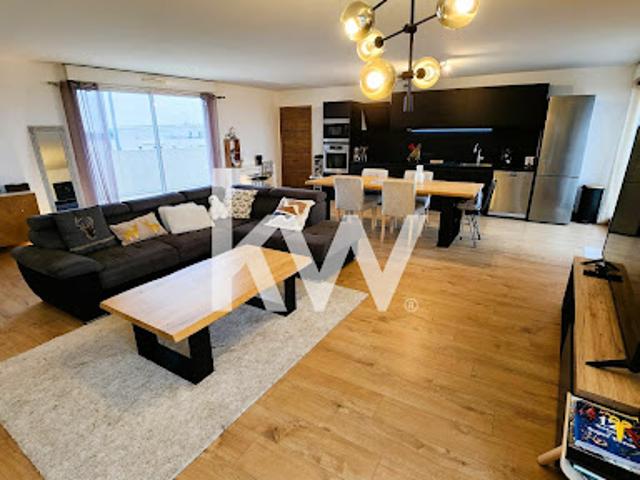 Vente Appartement 4 pièces 145.53 m2 Aimargues