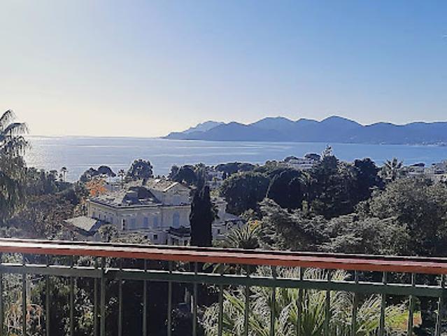 Vente Appartement 4 pièces 145.5 m2 Cannes