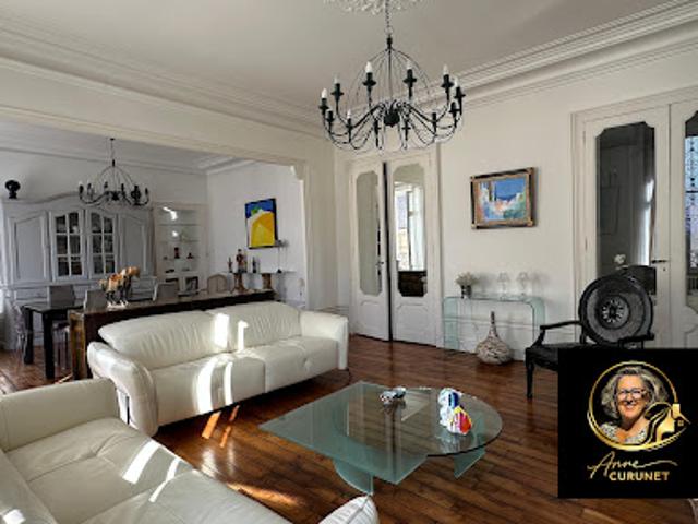 Vente Appartement 4 pièces 149 m2 Vannes