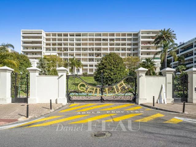 Vente Appartement 4 pièces 153.47 m2 Cannes