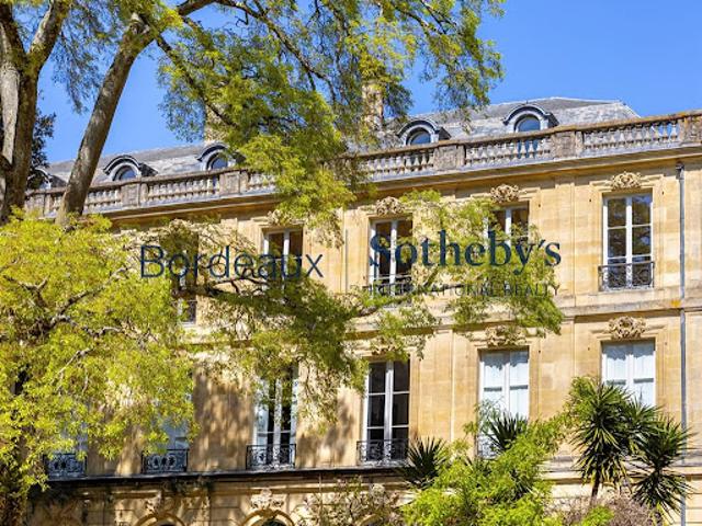 Vente Appartement 4 pièces 157 m2 Bordeaux