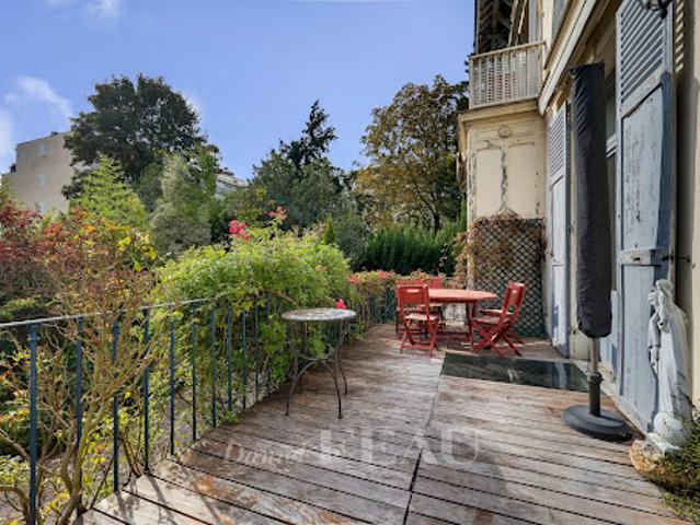 Vente Appartement 4 pièces 160.22 m2 Versailles