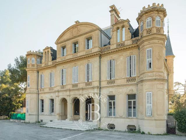 Vente Appartement 4 pièces 165.55 m2 Marseille 9ème