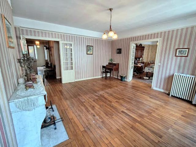 Vente Appartement 4 pièces 166 m2 La Châtre