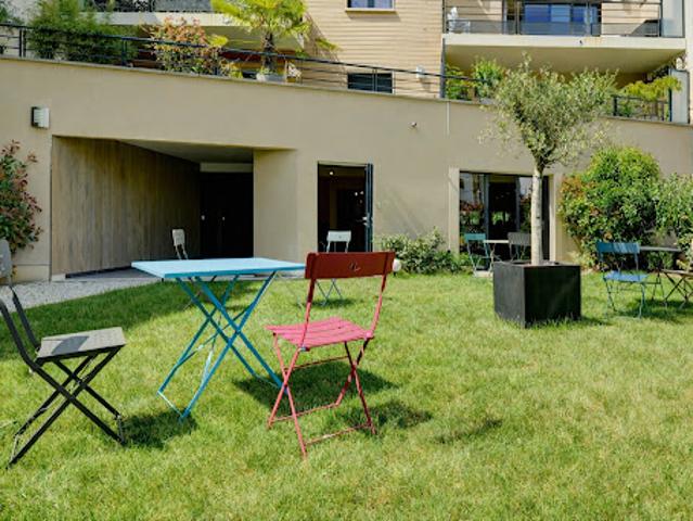 Vente Appartement 4 pièces 171 m2 Clamart