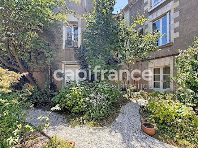 Vente Appartement 4 pièces 171 m2 Saint Cyr sur Loire