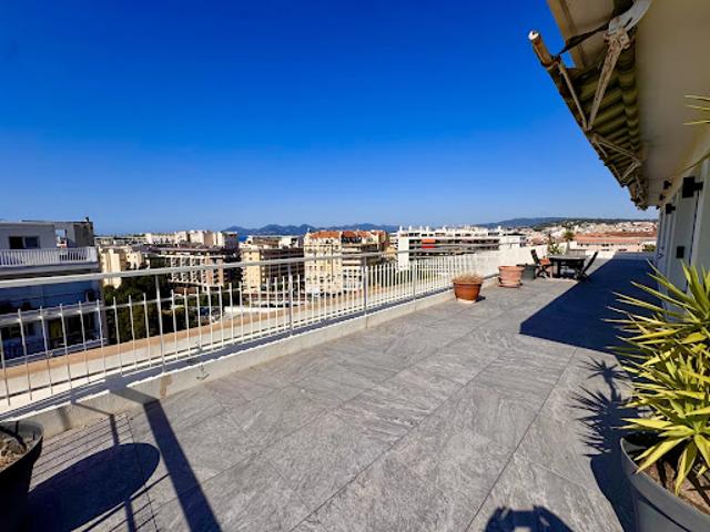 Vente Appartement 4 pièces 158 m2 Cannes