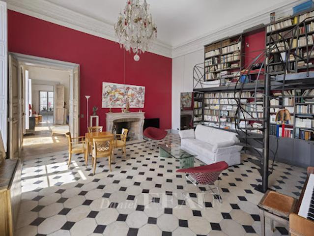 Vente Appartement 4 pièces 175.88 m2 Paris 4ème