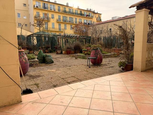 Vente Appartement 4 pièces 183.28 m2 Nice
