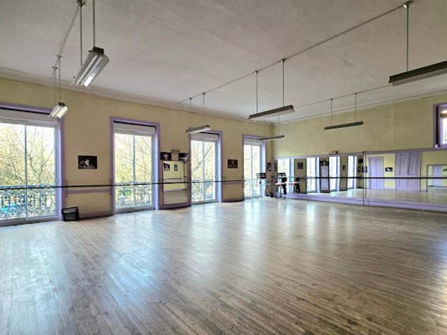 Vente Appartement 4 pièces 184.5 m2 Montelimar
