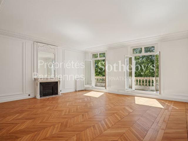 Vente Appartement 4 pièces 186.48 m2 Paris 17ème