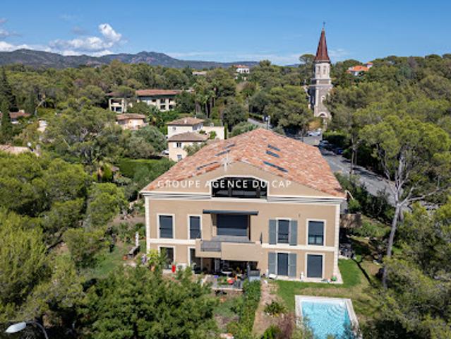 Vente Appartement 4 pièces 220 m2 Saint raphael