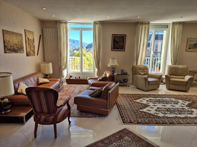 Vente Appartement 4 pièces 240.37 m2 Foix