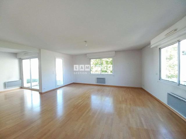 Vente appartement 4 pièces Vannes Centre Ville 56