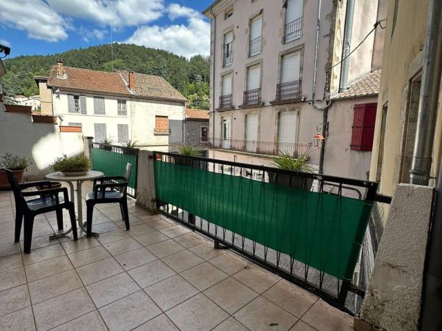 Vente appartement 4 pièces Vals les Bains 07