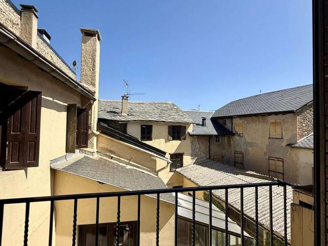 Vente appartement 4 pièces Bourg Madame 66