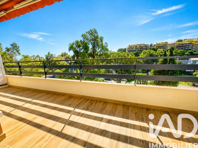 Vente appartement 4 pièces Cavalaire sur Mer 83