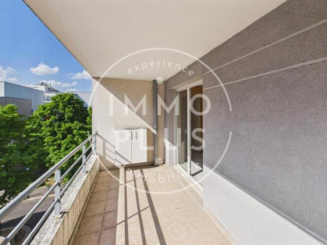 Vente Appartement 4 pièces + cuisine 79,45 m² 334 000 €
