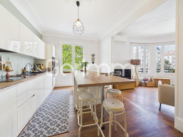 Vente Appartement 4 pièces + cuisine 87,45 m² 279 000 €