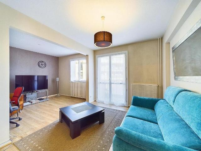 Vente Appartement 4 pièces + cuisine 80,25 m² 334 000 €