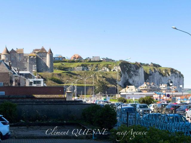 Vente appartement 4 pièces Dieppe Front De Mer Bout Du Quai 76