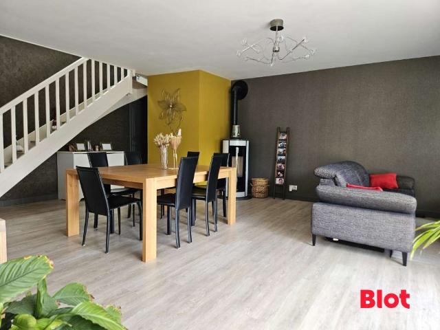 Vente appartement 4 pièces Fougères 35