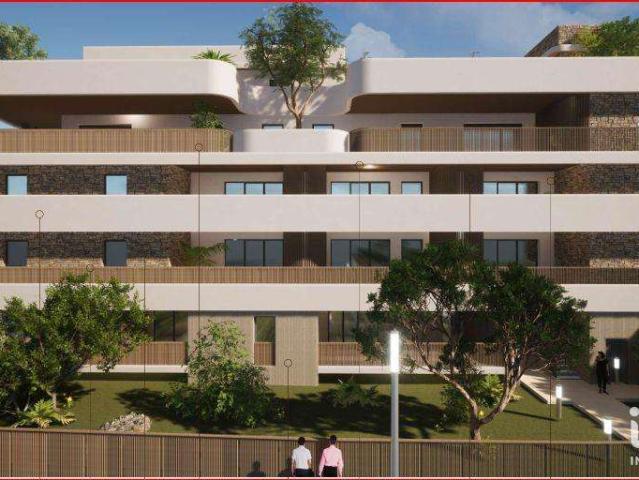 Vente appartement 4 pièces Fréjus 83