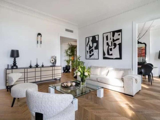 Vente appartement 4 pièces Hyères 83