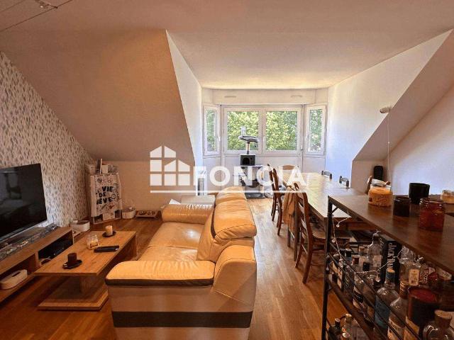 Vente appartement 4 pièces Laval 53