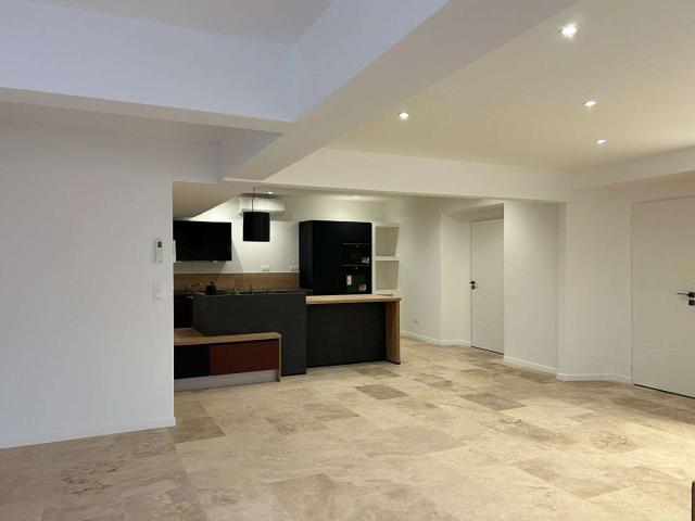 Vente appartement 4 pièces Laval 53
