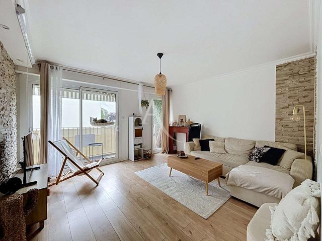 Vente appartement 4 pièces Laval Le Pavement 53