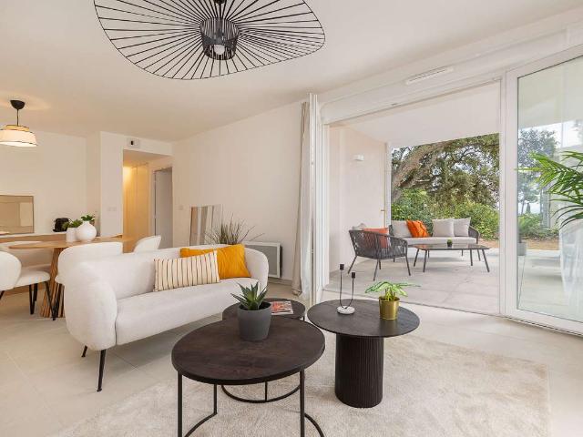 Vente appartement 4 pièces Le Lavandou 83