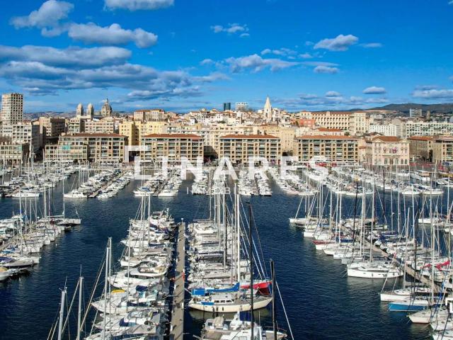 Vente appartement 4 pièces Marseille 1er 13