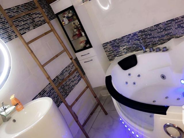 Vente appartement 4 pièces Marseille 9e 13