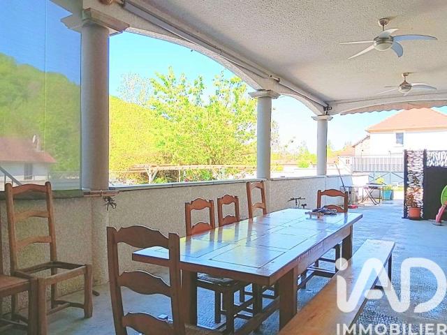 Vente appartement 4 pièces Montagnieu 38