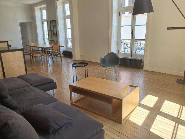 Vente appartement 4 pièces Nantes Centre Ville 44