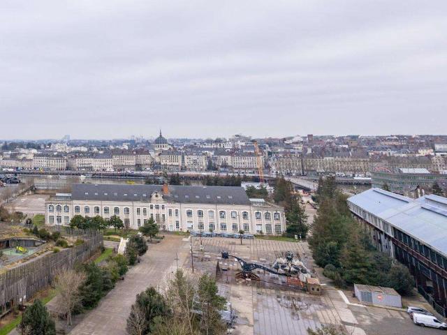 Vente appartement 4 pièces Nantes Île de Nantes 44