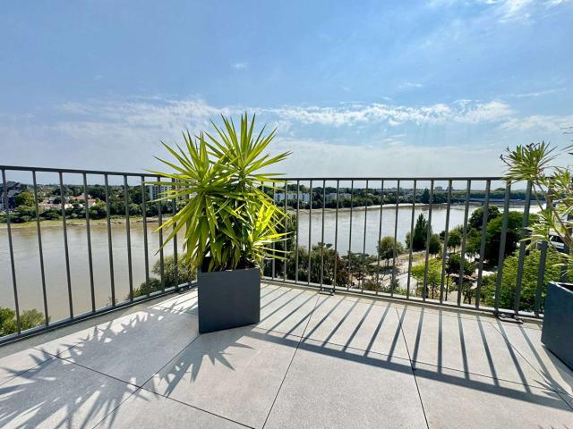 Vente appartement 4 pièces Nantes Île de Nantes 44
