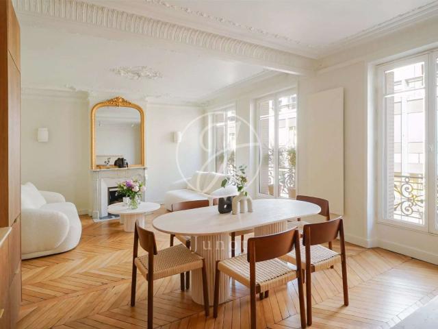 Vente appartement 4 pièces Paris 7e 75