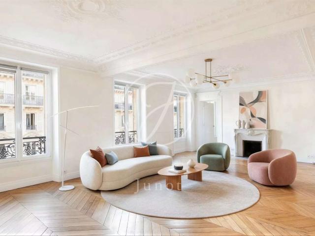 Vente appartement 4 pièces Paris 10e 75