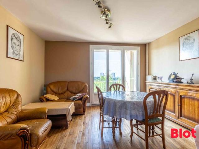 Vente appartement 4 pièces Rennes Sainte Thérèse 35