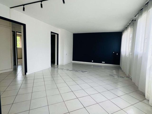 Vente appartement 4 pièces Saint Cyr sur Loire 37