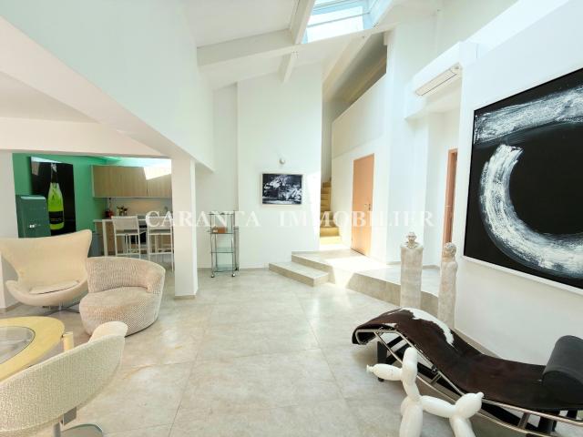 Vente appartement 4 pièces Sainte Maxime 50m de la plage et 2 garages