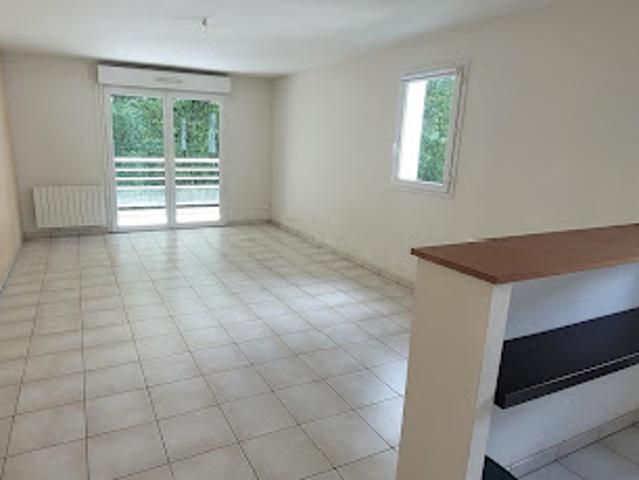 Vente Appartement 5 pièces 65 m2 Locminé
