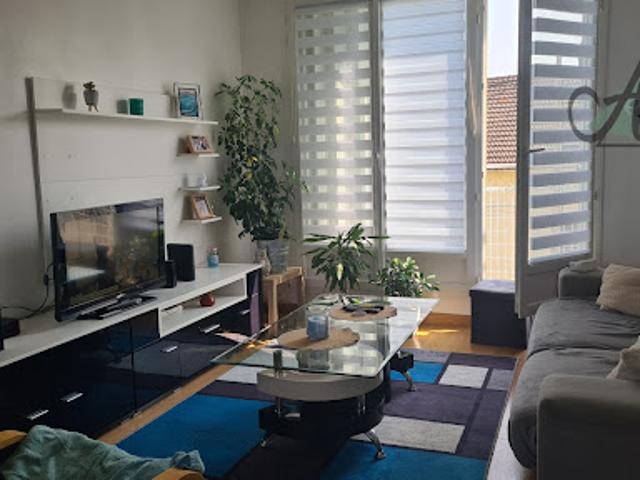 Vente Appartement 5 pièces 71.3 m2 Montereau Fault Yonne