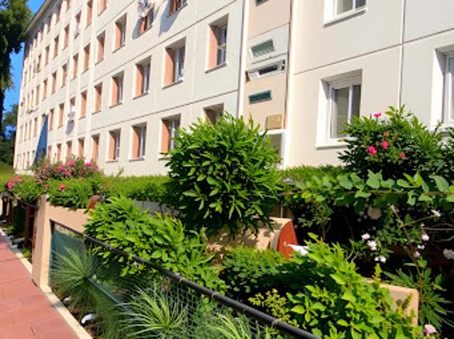 Vente Appartement 5 pièces 77 m2 Le Plessis Robinson