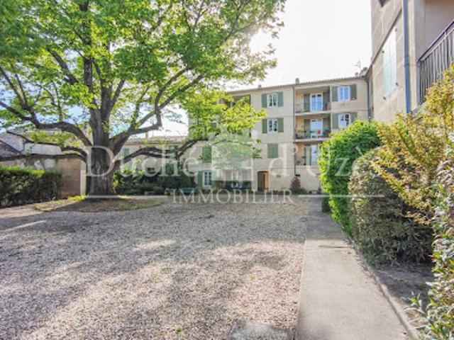 Vente Appartement 5 pièces 81 m2 Uzès