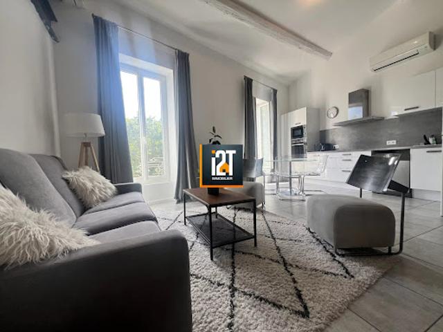 Vente Appartement 5 pièces 82.5 m2 Nimes