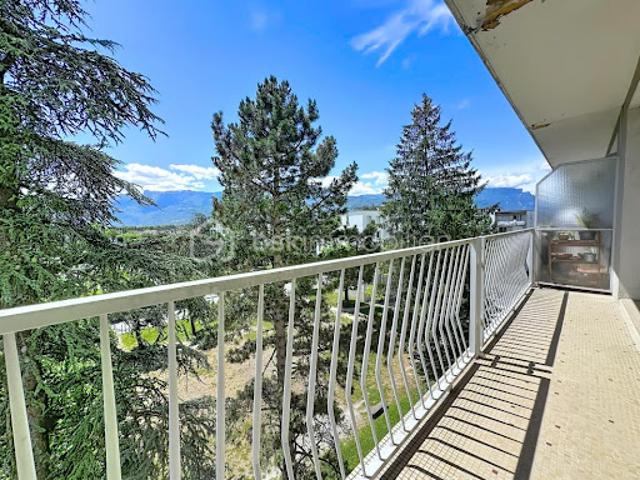 Vente Appartement 5 pièces 84.53 m2 Saint martin d'heres